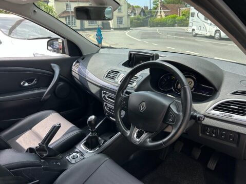 Renault Megane 1.5 dCi ENERGY Dynamique TomTom Hatchback 5dr Diesel Manual Euro 5 (s/s) (1 9