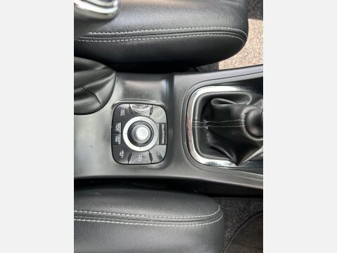 Renault Megane 1.5 dCi ENERGY Dynamique TomTom Hatchback 5dr Diesel Manual Euro 5 (s/s) (1 12