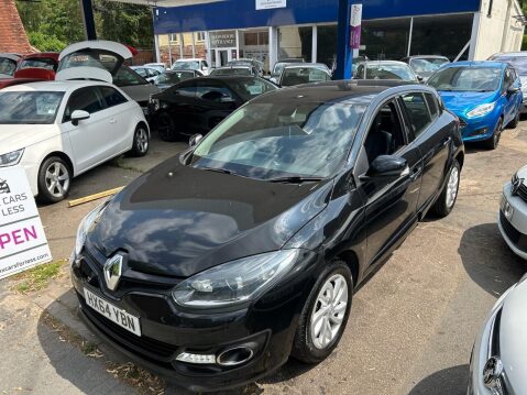 Renault Megane 1.5 dCi ENERGY Dynamique TomTom Hatchback 5dr Diesel Manual Euro 5 (s/s) (1 29