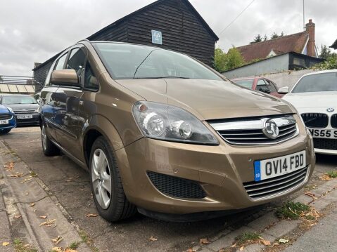 Vauxhall Zafira 1.8 16V Exclusiv MPV 5dr Petrol Manual Euro 5 (SNav) (140 ps) LOW MILEAGE & 10