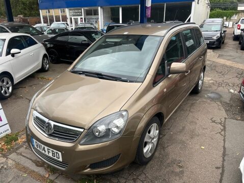 Vauxhall Zafira 1.8 16V Exclusiv MPV 5dr Petrol Manual Euro 5 (SNav) (140 ps) LOW MILEAGE & 8