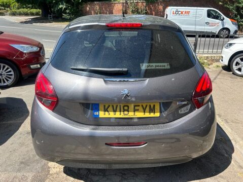 Peugeot 208 1.2 PureTech Allure Hatchback 5dr Petrol Manual Euro 6 (s/s) (82 ps) FULL M 5