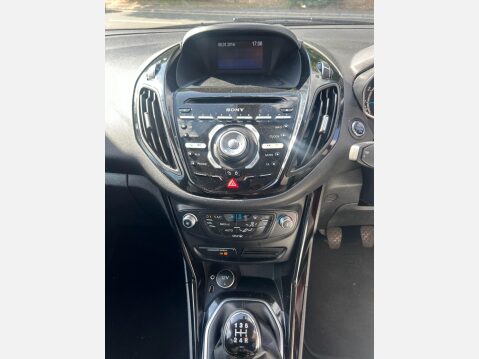 Ford B-Max 1.0T EcoBoost Titanium MPV 5dr Petrol Manual Euro 5 (100 ps) LOVELY LITTLE 14