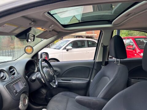 Nissan MICRA 1.2 12V Tekna Hatchback 5dr Petrol Manual Euro 5 (80 ps) LOW MILEAGE!! 19