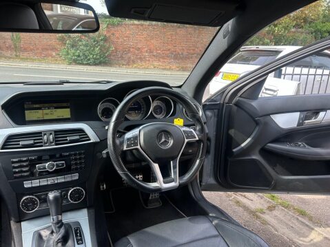 Mercedes-Benz C Class 2.1 C250 CDI BlueEfficiency AMG Sport Coupe 2dr Diesel G-Tronic+ Euro 5 (s/ 15