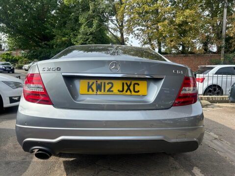 Mercedes-Benz C Class 2.1 C250 CDI BlueEfficiency AMG Sport Coupe 2dr Diesel G-Tronic+ Euro 5 (s/ 26