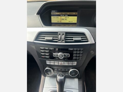 Mercedes-Benz C Class 2.1 C250 CDI BlueEfficiency AMG Sport Coupe 2dr Diesel G-Tronic+ Euro 5 (s/ 10