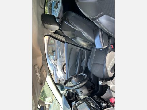 Renault Clio 0.9 TCe Dynamique S Nav Hatchback 5dr Petrol Manual Euro 6 (s/s) (90 ps) 25