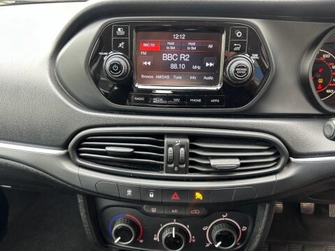Fiat Tipo 1.4 MPI Easy Plus Hatchback 5dr Petrol Manual Euro 6 (95 ps) 11