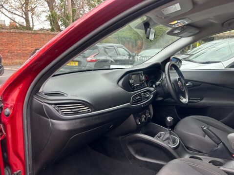 Fiat Tipo 1.4 MPI Easy Plus Hatchback 5dr Petrol Manual Euro 6 (95 ps) 23