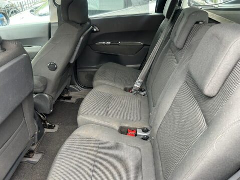 Peugeot 5008 1.6 HDi Active MPV 5dr Diesel Manual Euro 5 (112 ps) LOW MILEAGE & FSH!! 21