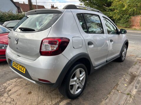 Dacia Sandero Stepway 0.9 TCe Ambiance Hatchback 5dr Petrol Manual Euro 6 (s/s) (90 ps) 25