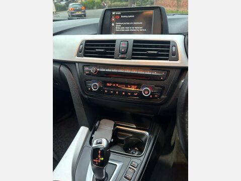 BMW 3 Series 2.0 320d ED EfficientDynamics Saloon 4dr Diesel Auto Euro 5 (s/s) (163 ps) 8