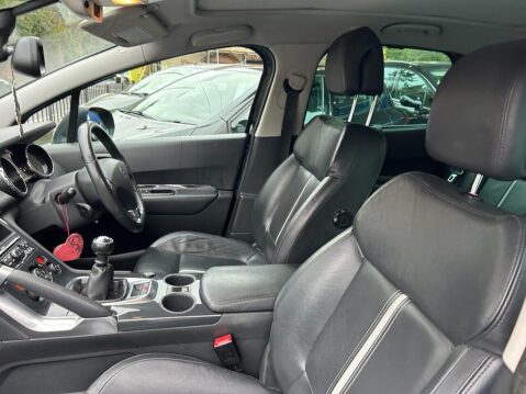 Peugeot 3008 1.6 HDi Sportium SUV 5dr Diesel Manual Euro 5 (112 ps) PANORAMIC ROOF & FUL 23