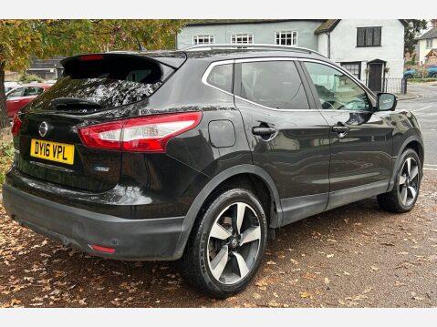 Nissan Qashqai 1.5 dCi n-tec+ SUV 5dr Diesel Manual 2WD Euro 6 (s/s) (110 ps) FULL PANORAM 4