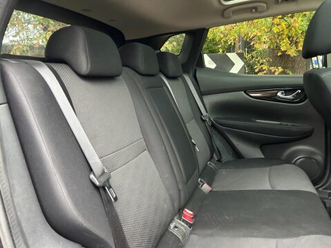 Nissan Qashqai 1.5 dCi n-tec+ SUV 5dr Diesel Manual 2WD Euro 6 (s/s) (110 ps) FULL PANORAM 13