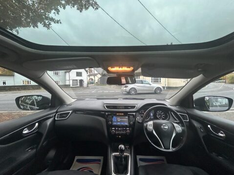 Nissan Qashqai 1.5 dCi n-tec+ SUV 5dr Diesel Manual 2WD Euro 6 (s/s) (110 ps) FULL PANORAM 15