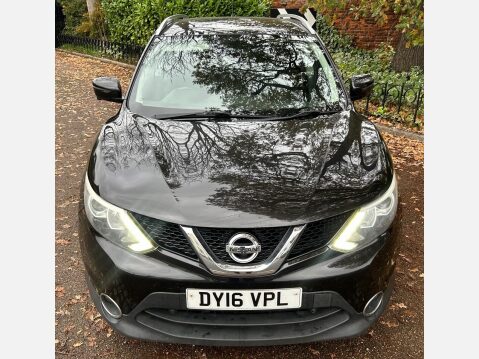 Nissan Qashqai 1.5 dCi n-tec+ SUV 5dr Diesel Manual 2WD Euro 6 (s/s) (110 ps) FULL PANORAM 31