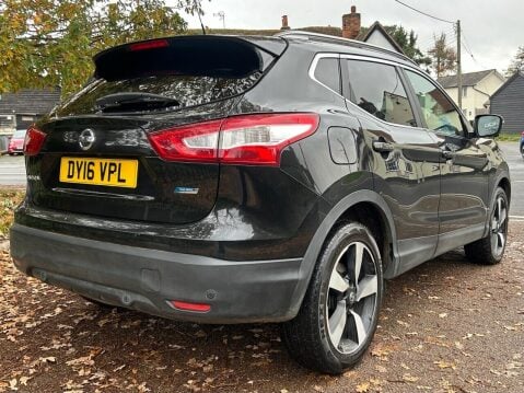 Nissan Qashqai 1.5 dCi n-tec+ SUV 5dr Diesel Manual 2WD Euro 6 (s/s) (110 ps) FULL PANORAM 27