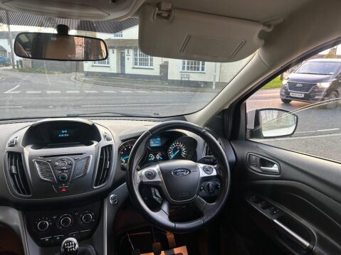 Ford Kuga 1.6T EcoBoost Zetec SUV 5dr Petrol Manual 2WD Euro 5 (s/s) (150 ps) 17