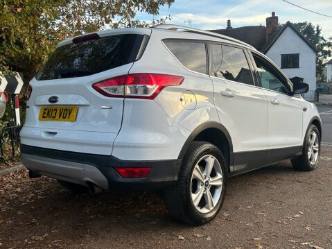 Ford Kuga 1.6T EcoBoost Zetec SUV 5dr Petrol Manual 2WD Euro 5 (s/s) (150 ps) 4