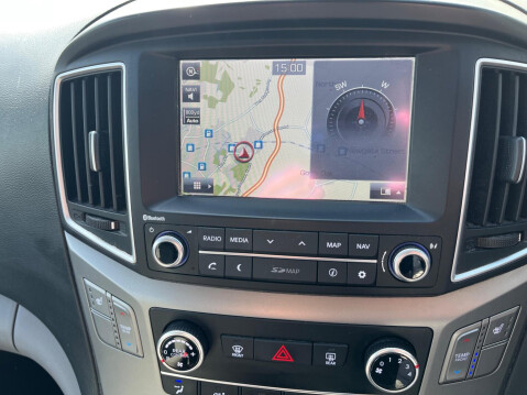 Hyundai I800 2.5 CRDi SE Nav Auto Euro 6 5dr 12