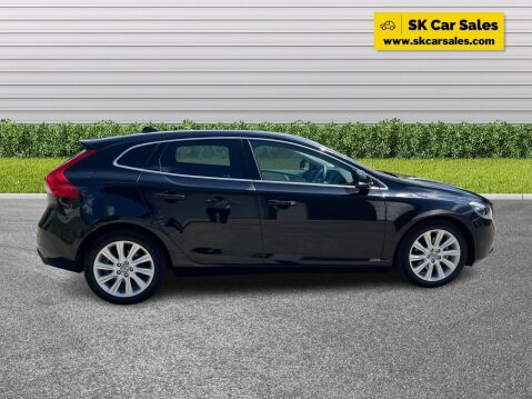 Volvo V40 1.6 T4 SE LUX 3
