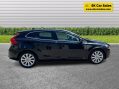 Volvo V40 1.6 T4 SE LUX 3