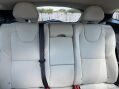 Volvo V40 1.6 T4 SE LUX 9