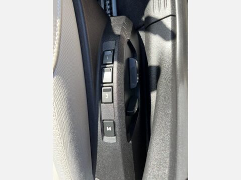 Volvo V40 1.6 T4 SE LUX 18