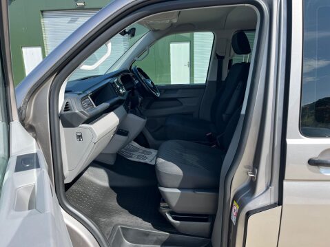 Volkswagen Transporter Shuttle 2.0 TDI S DSG SWB Euro 6 (s/s) 5dr 14