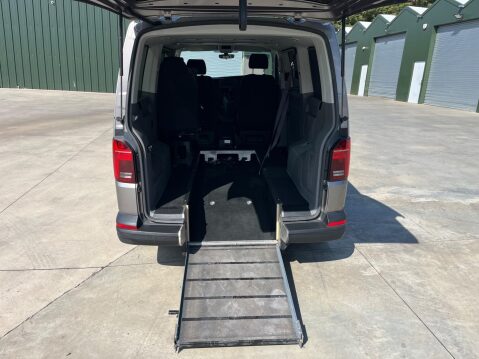 Volkswagen Transporter Shuttle 2.0 TDI S DSG SWB Euro 6 (s/s) 5dr 8