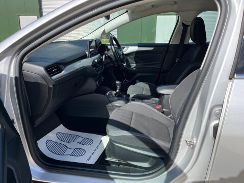 Ford Focus 1.5 EcoBlue Zetec Euro 6 (s/s) 5dr 9