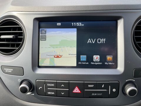 Hyundai i10 1.0 Play Euro 6 5dr 11