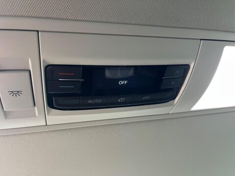 Volkswagen Transporter Shuttle 2.0 TDI SE DSG LWB Euro 6 (s/s) 5dr 12