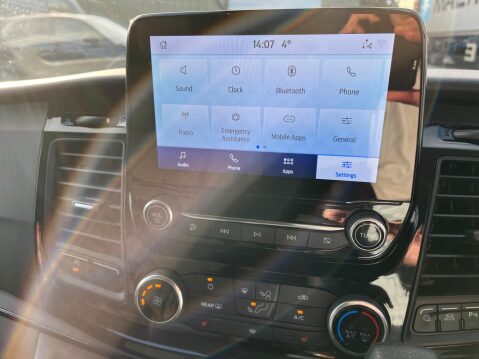 Ford Tourneo Custom 2.0 320 EcoBlue Zetec Minibus Double Cab 5dr Diesel Auto L1 Euro 6 (s/s) (1 11