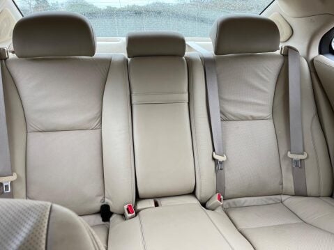 Lexus LS 5.0 600h V8 CVT 4WD Euro 5 (s/s) 4dr 10