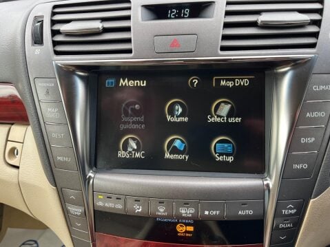 Lexus LS 5.0 600h V8 CVT 4WD Euro 5 (s/s) 4dr 14