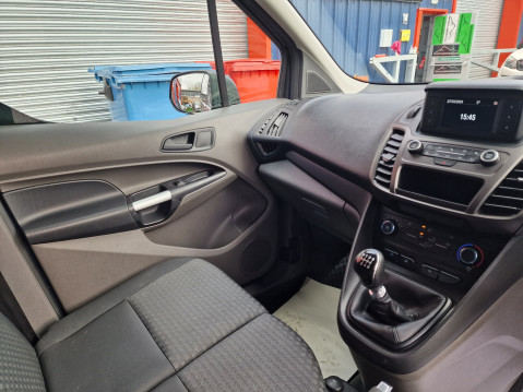 Ford Transit Connect 200 TREND TDCI 11