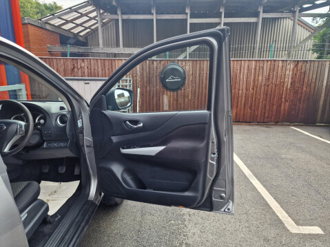 Nissan Navara DCI ACENTA 4X4 SHR Extra Cab Pickup 20