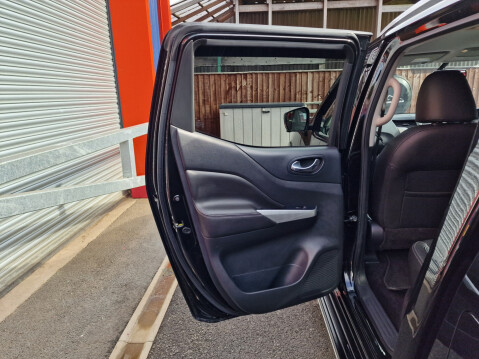 Nissan Navara DCI TEKNA SHR DCB Auto 22