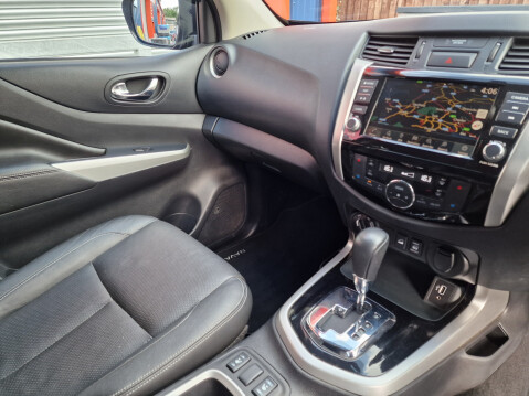Nissan Navara DCI TEKNA SHR DCB Auto 11