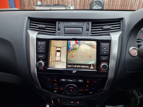 Nissan Navara DCI TEKNA SHR DCB AUTO 18