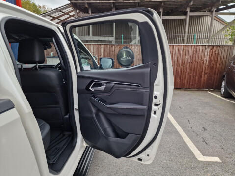 Isuzu D-Max V-CROSS DCB Auto 20