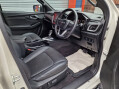 Isuzu D-Max V-CROSS DCB Auto 13