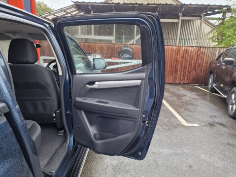 Isuzu D-Max YUKON D/C INTCOOLER TD Auto 19