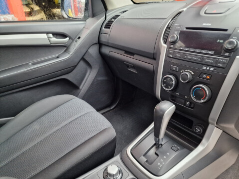 Isuzu D-Max YUKON D/C INTCOOLER TD Auto 11