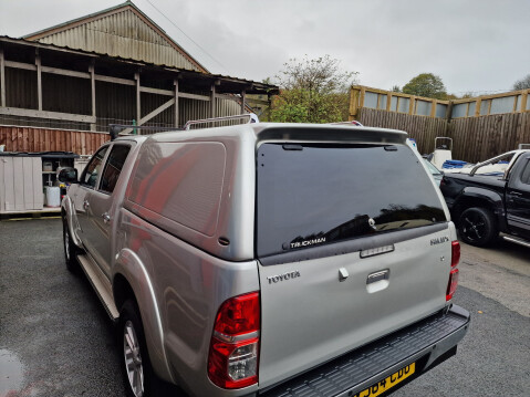 Toyota Hilux ICON 4X4 D-4D DCB 10