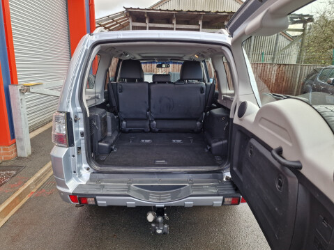 Mitsubishi Shogun DI-D ELEGANCE Auto 15