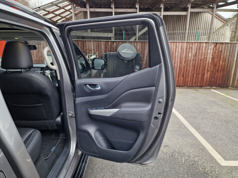 Nissan Navara DCI N-GUARD SHR DCB AUTO 22